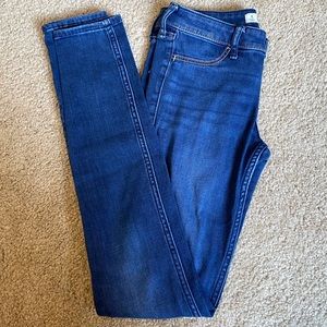 Hollister medium wash low rise jeans